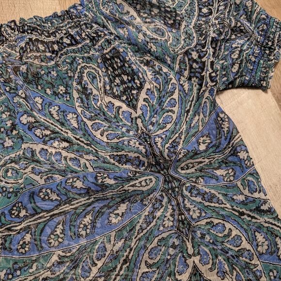 Joie Silk Paisley Print Sheer Top Elastic Stretch Arms and Neckline - Picture 6 of 10